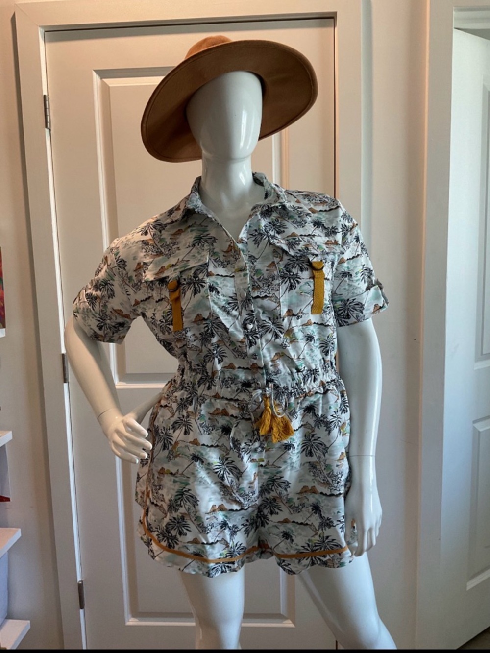 L'ATISTE White Tropical Print Short-Sleeve Romper with Mustard Accents